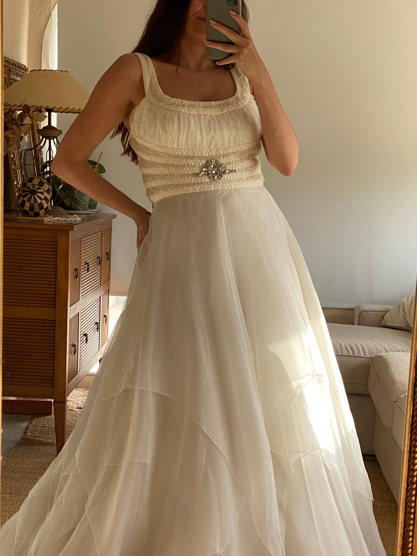 Vestido de novia de organza de seda con cristales Swarovski
