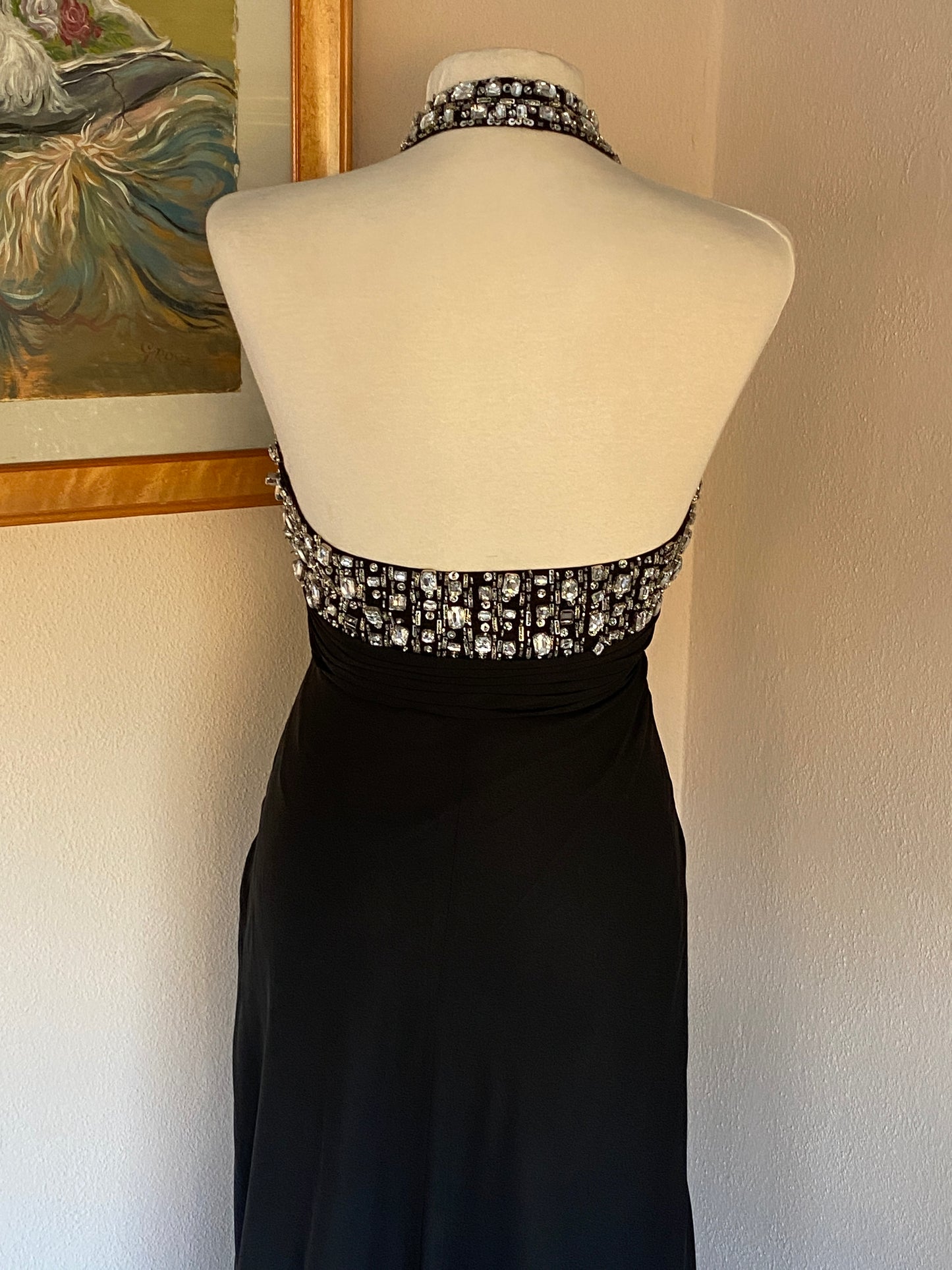 Vestido de fiesta negro con cristales
