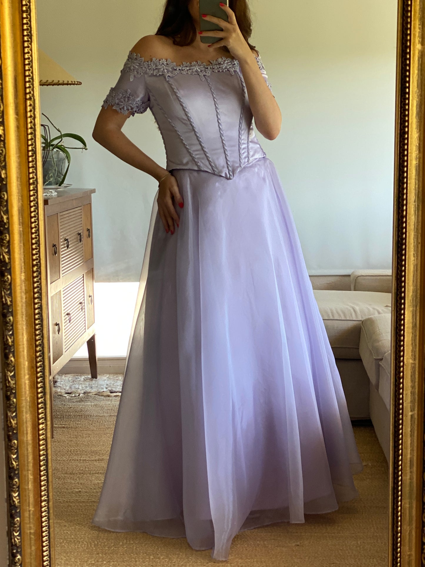 Conjunto vintage lila de estilo princesa