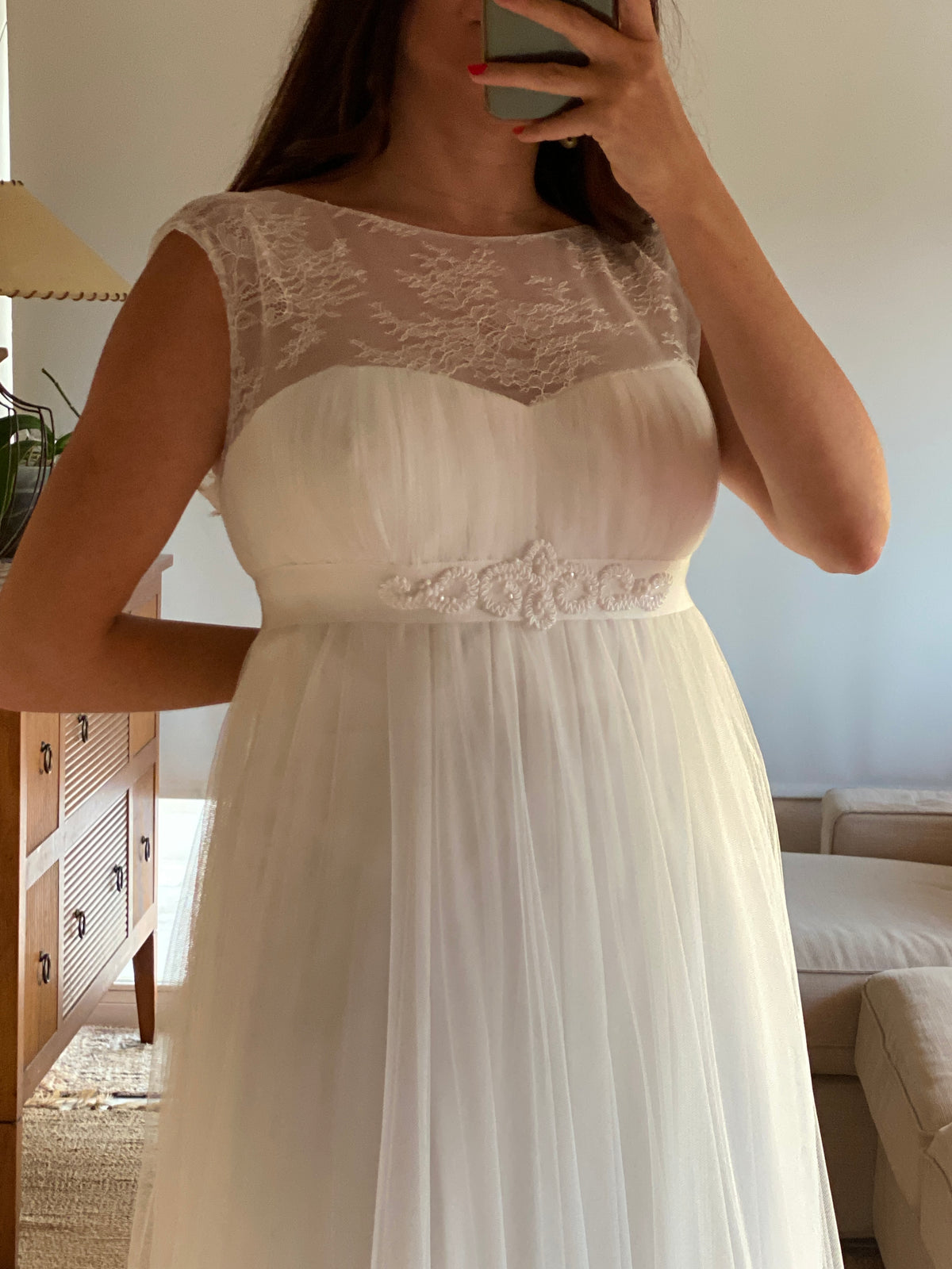 Vestido de novia corte imperio en tul y encaje