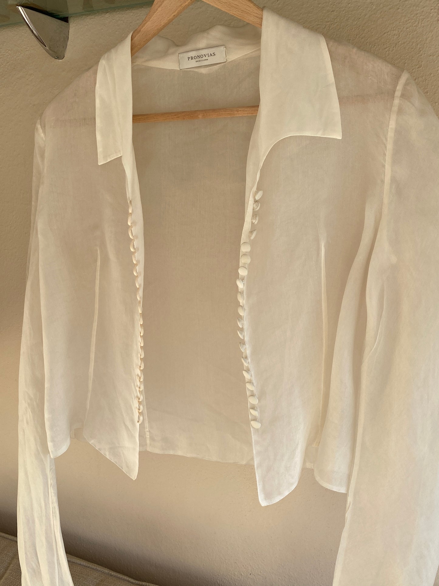 Chaqueta de organza con cuello camisero