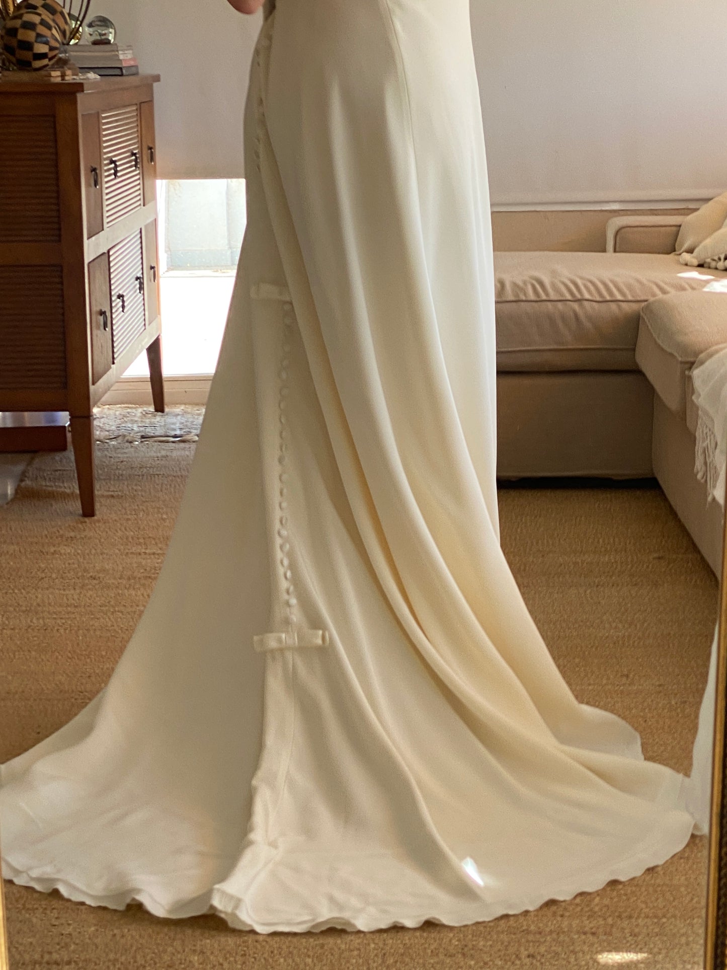 Vestido de novia marfil de corte imperio