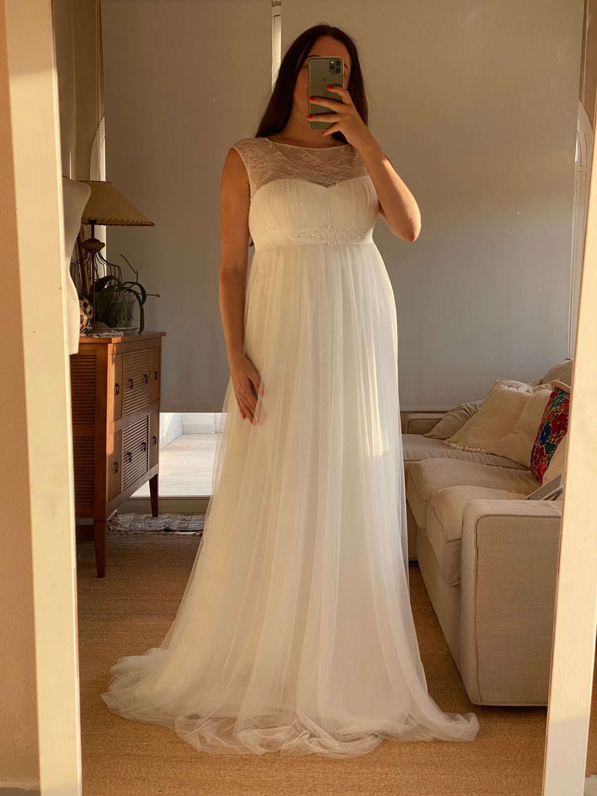 Vestido de novia corte imperio en tul y encaje