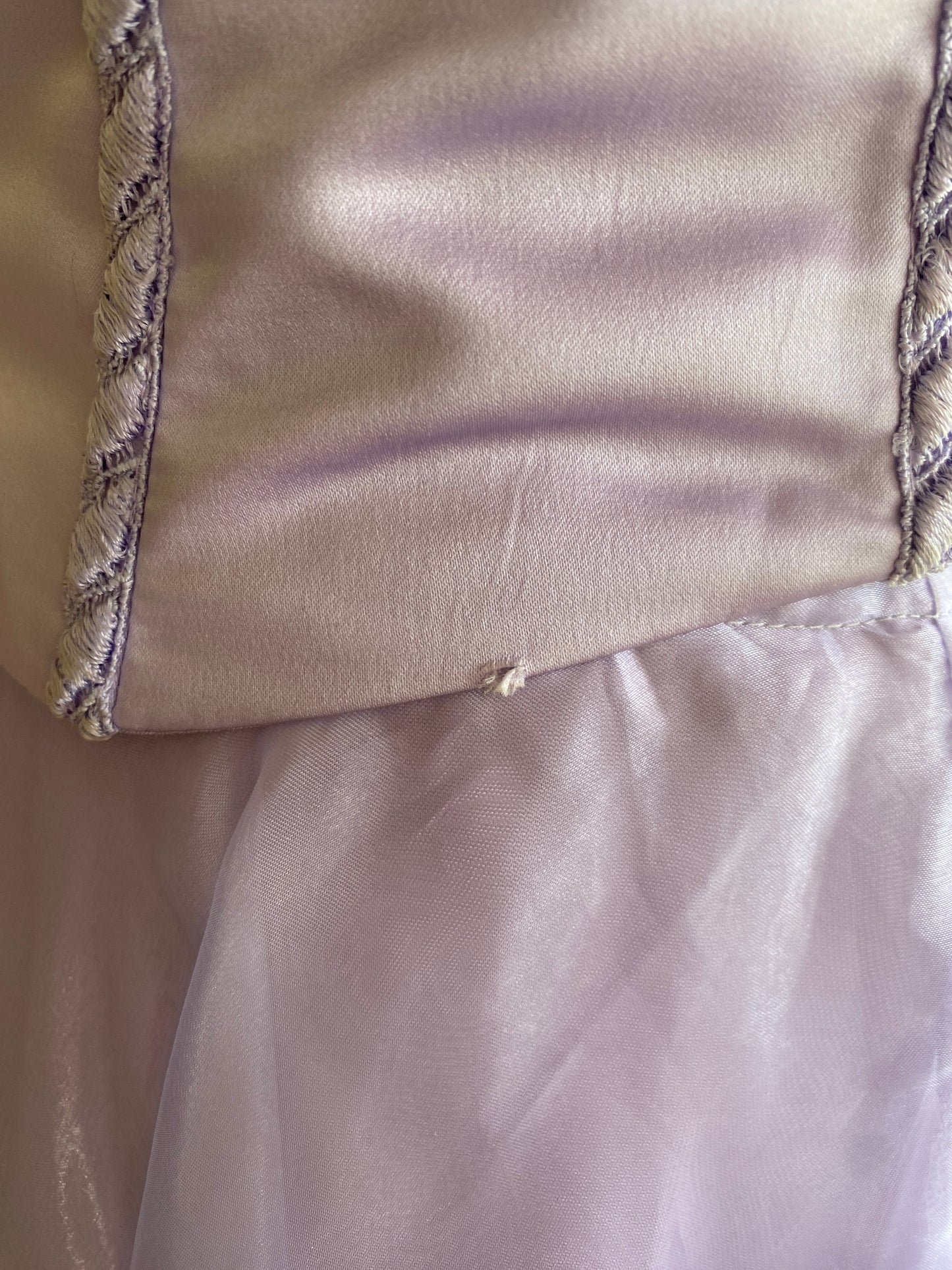 Conjunto vintage lila de estilo princesa