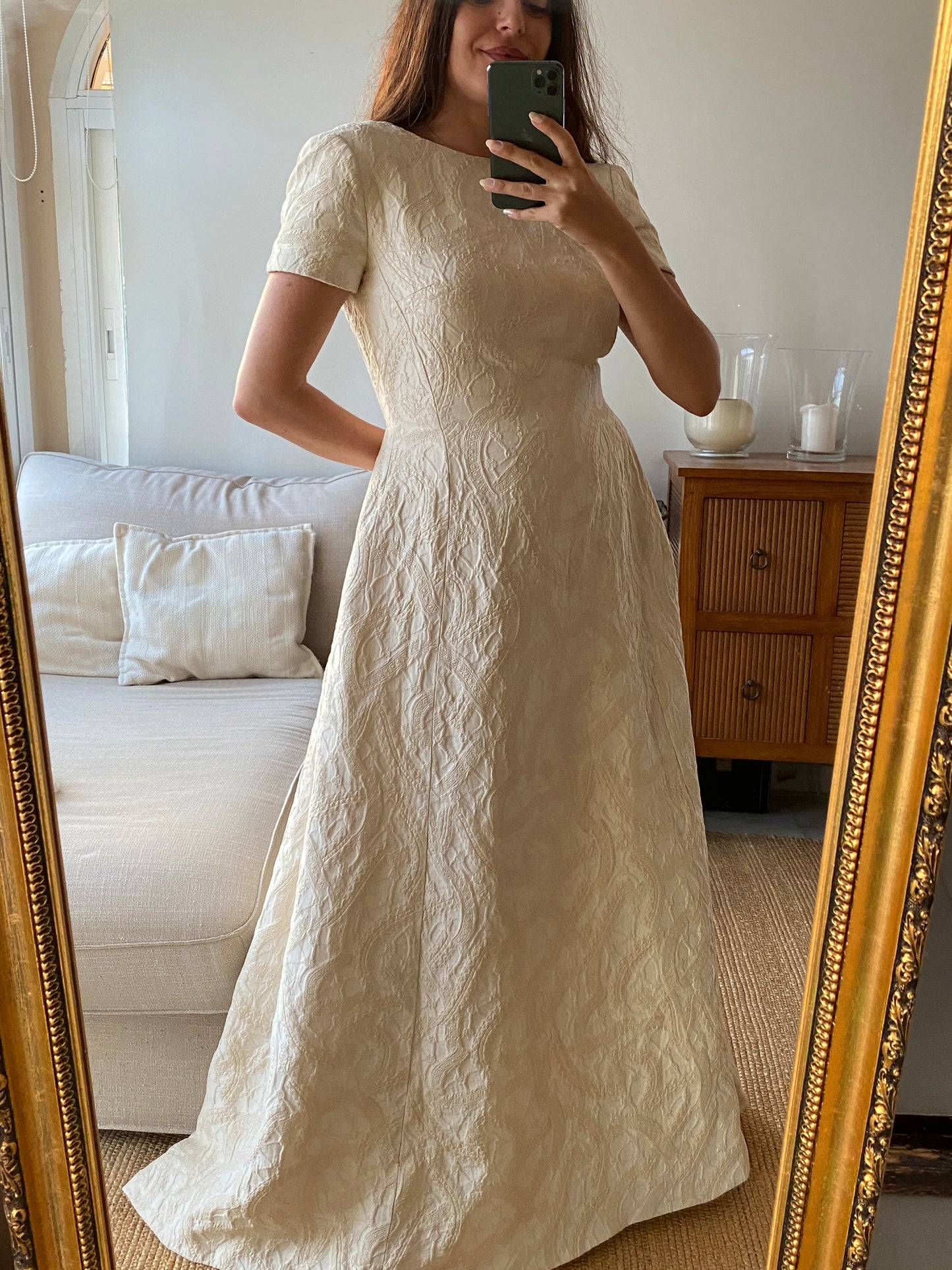 Vestido de novia vintage en seda brocada