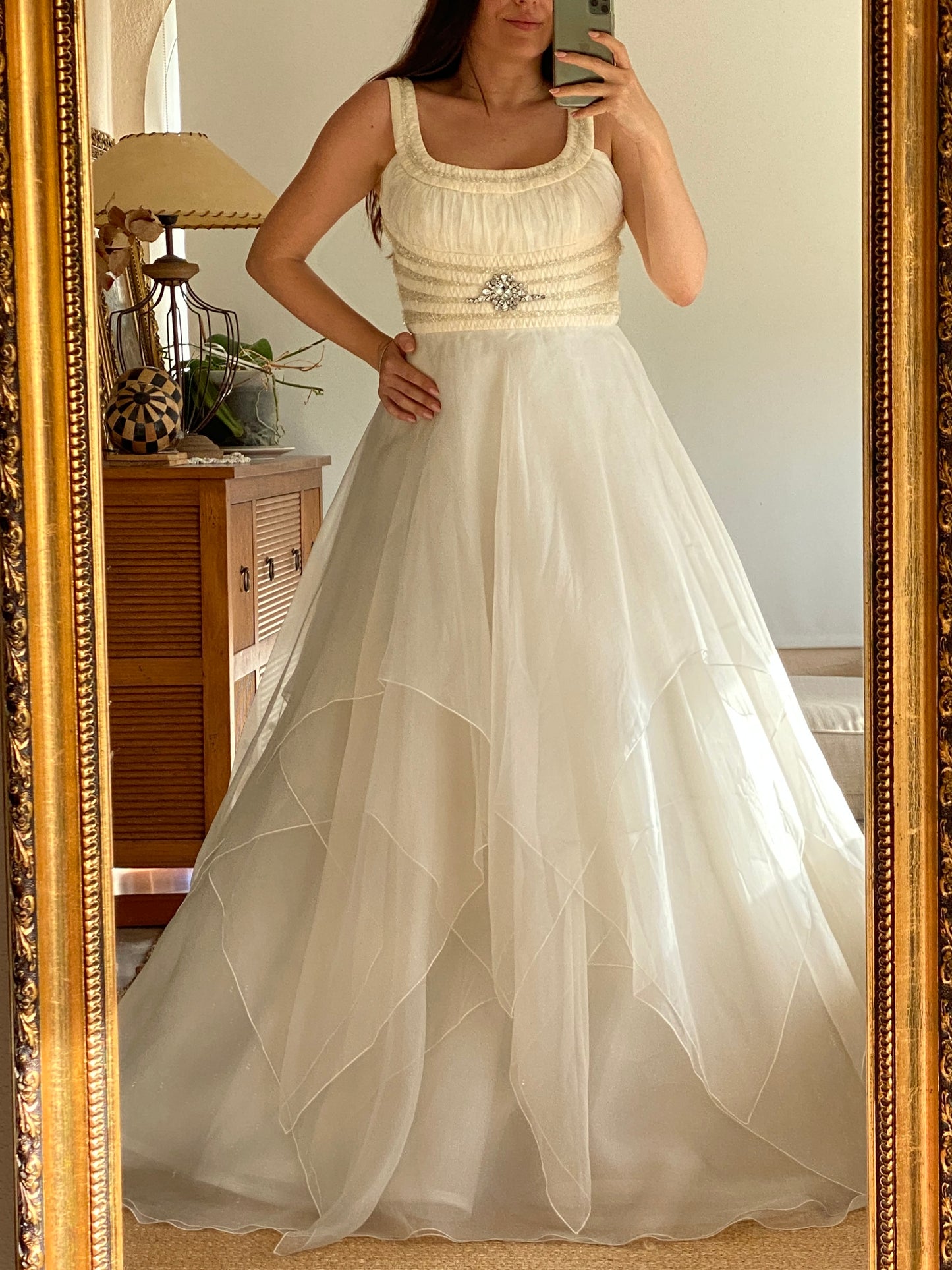Vestido de novia de organza de seda con cristales Swarovski