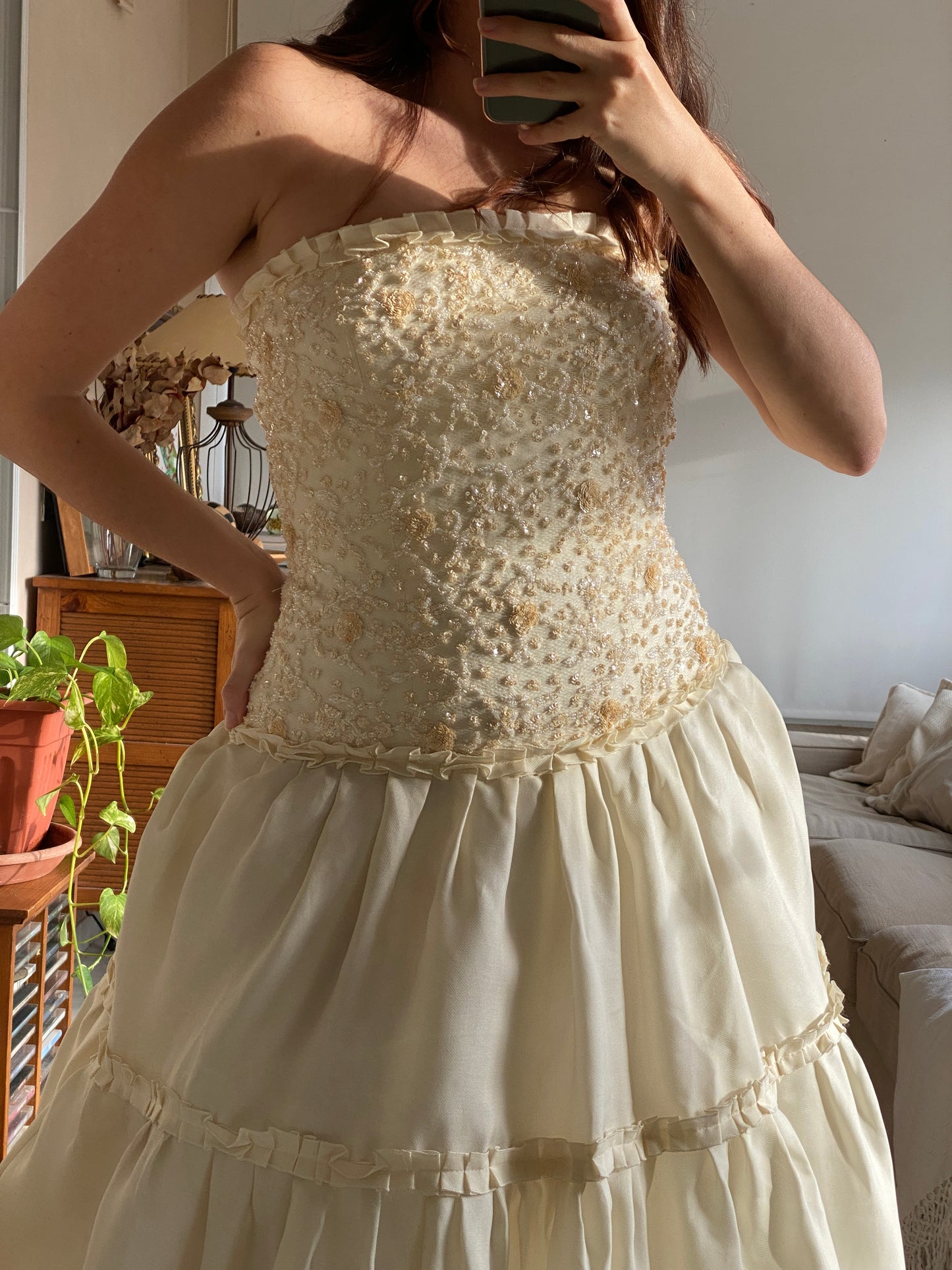 Vestido vintage de novia en seda con lentejuelas