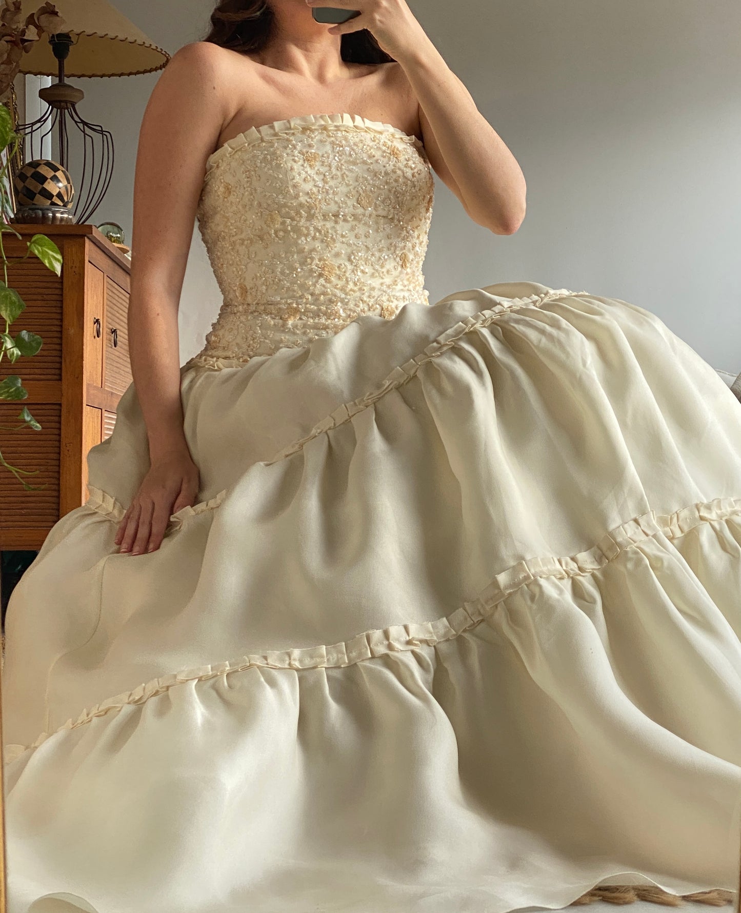 Vestido vintage de novia en seda con lentejuelas