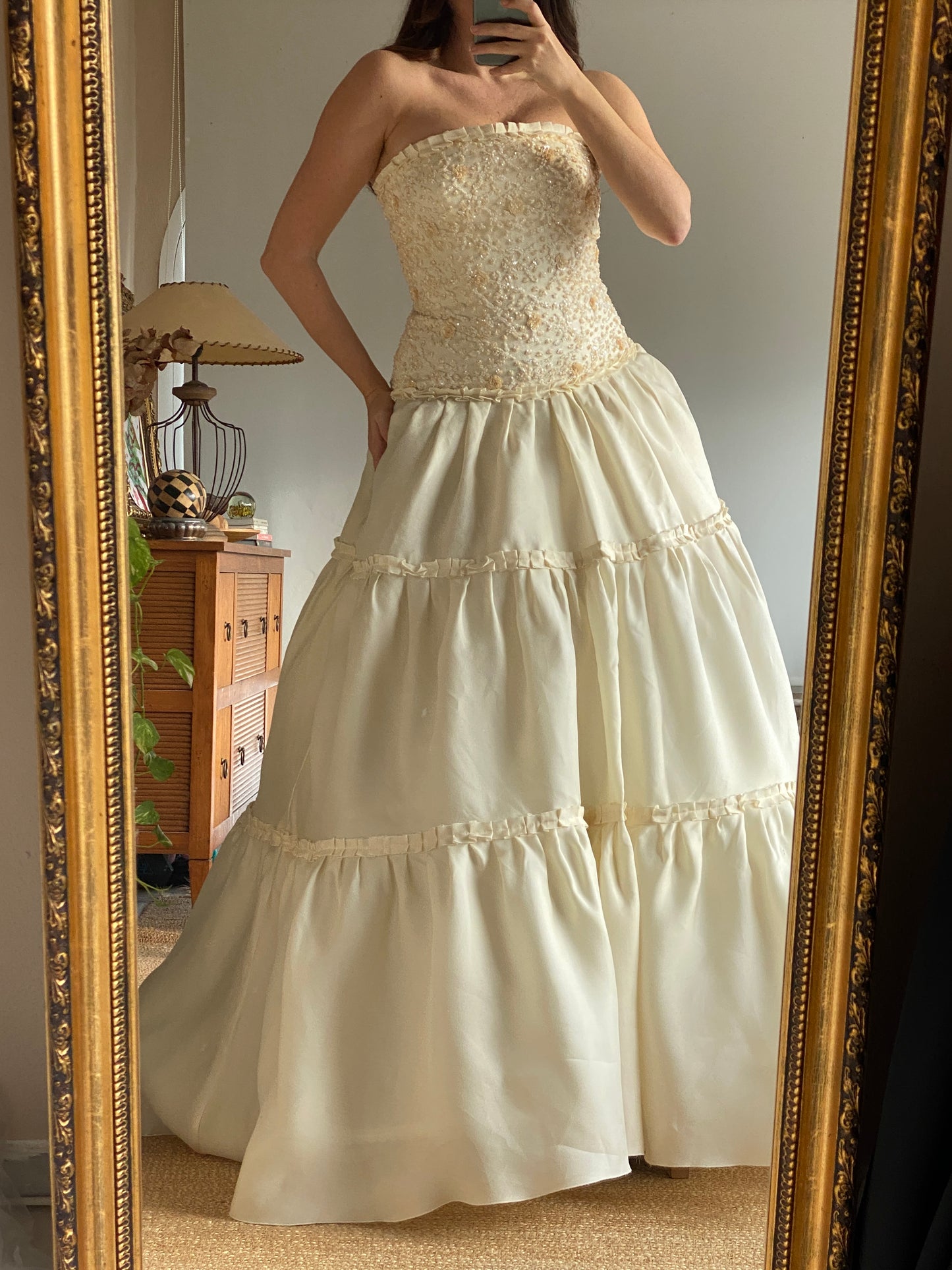 Vestido vintage de novia en seda con lentejuelas